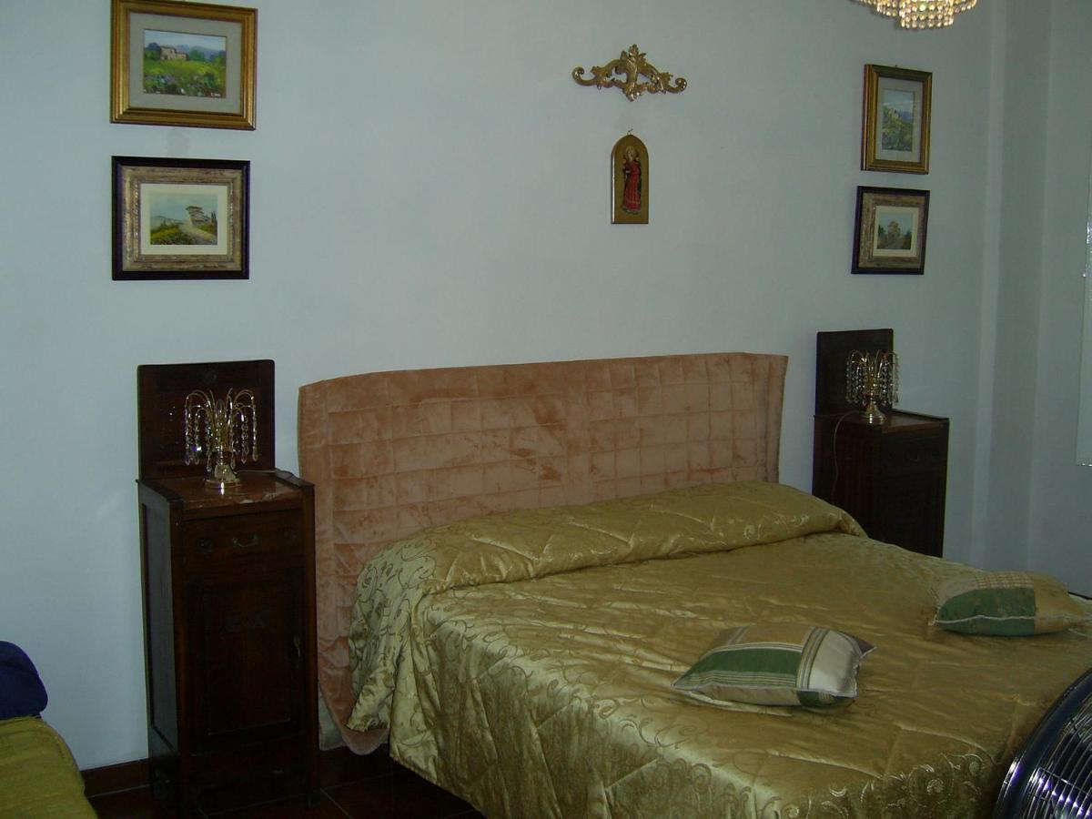 B&B Simonetta Siena Ngoại thất bức ảnh